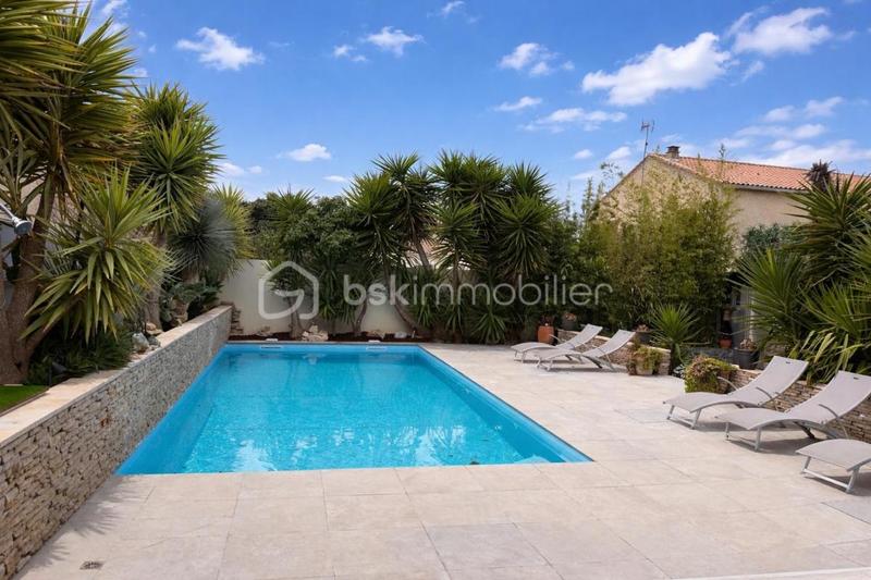 Villa - 202 m² - 10 pièces