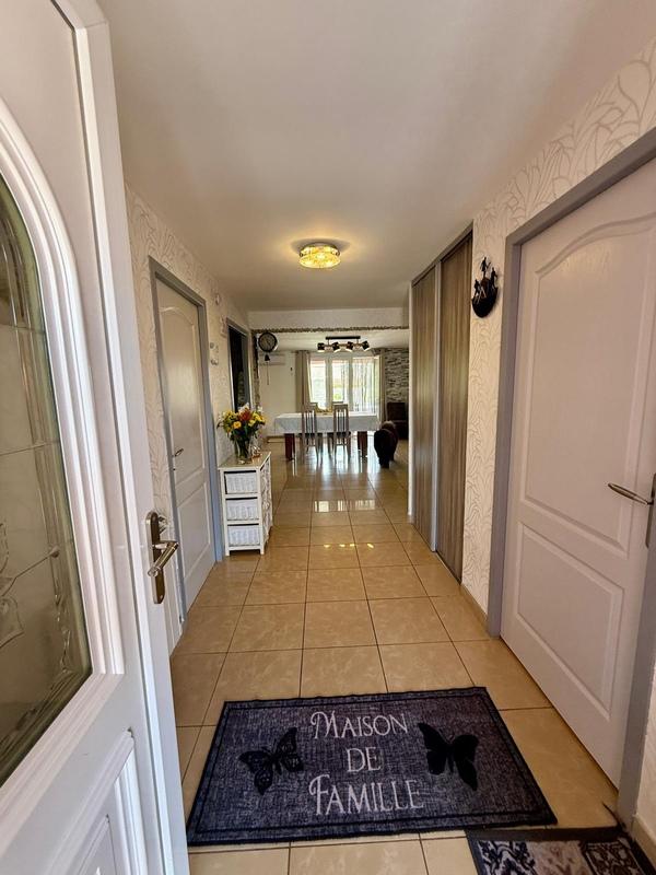 Maison - 135 m² - 5 pièces