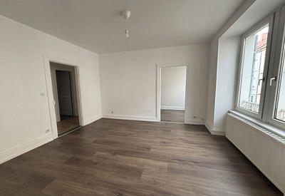 Appartement - 60 m² - 4 pièces
