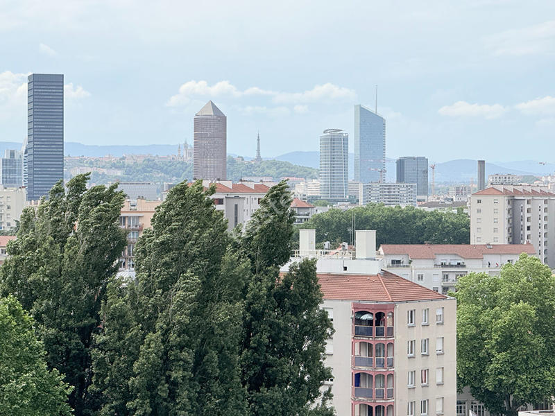 Appartement - 100 m² - 5 pièces