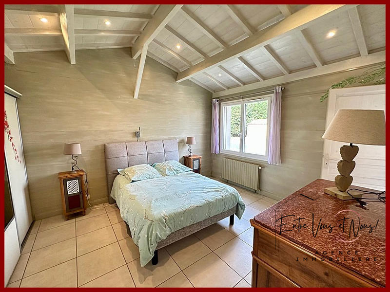 Maison contemporaine - 250 m² - 8 pièces