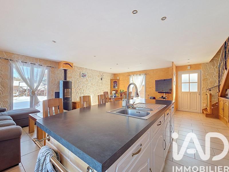 Maison - 145 m² - 6 pièces