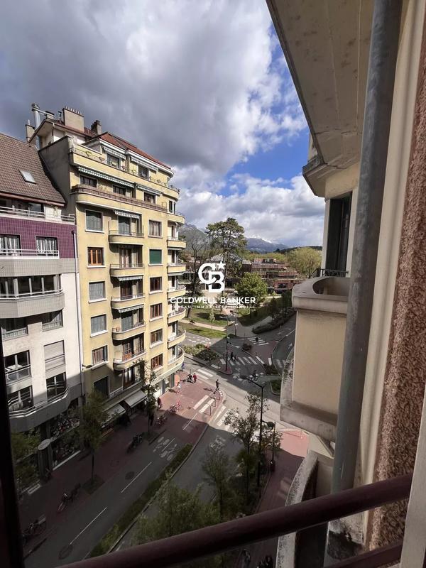 Appartement - 62 m² - 2 pièces