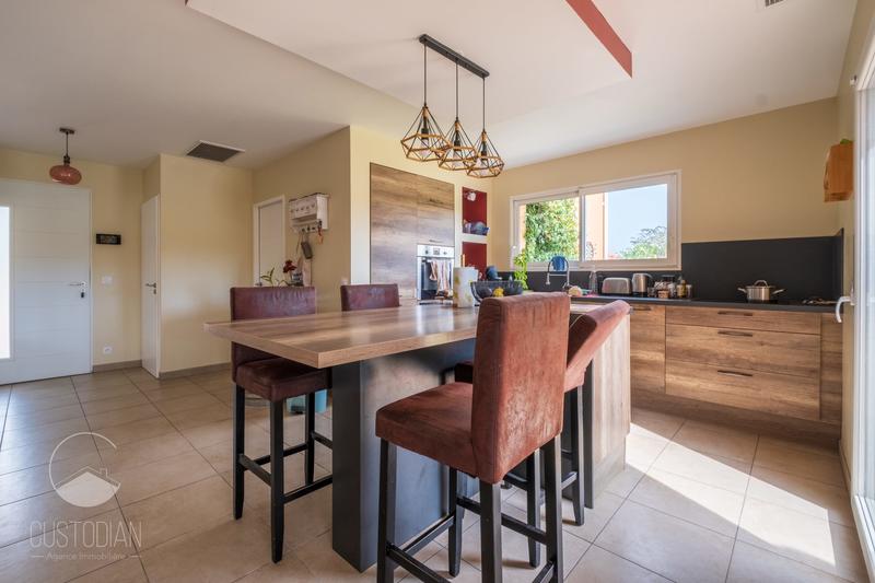 Maison - 112 m² - 4 pièces