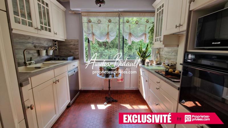 Appartement - 93 m² - 4 pièces