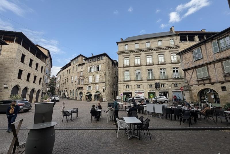 Fonds de commerce - 180 m²