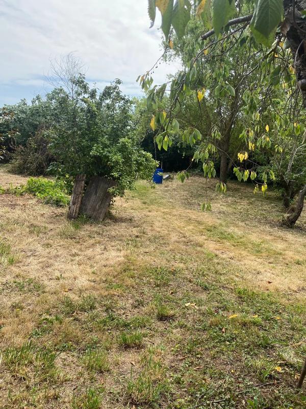 Terrain constructible - 800 m²