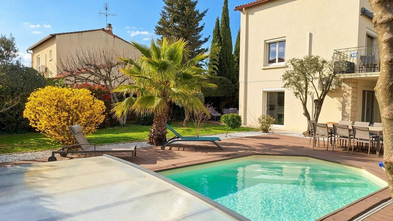 Maison - 151 m² - 7 pièces