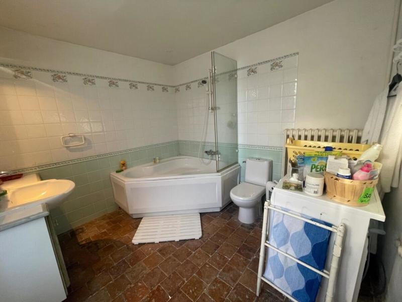 Maison - 232 m² - 10 pièces