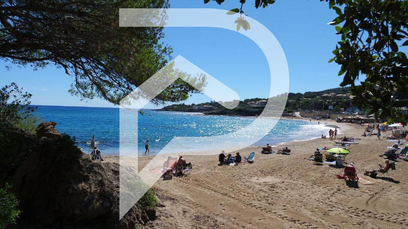 Maison - 308 m² - 11 pièces