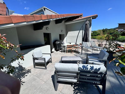 Appartement - 91 m² - 5 pièces