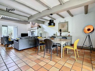 Maison - 183 m² - 6 pièces