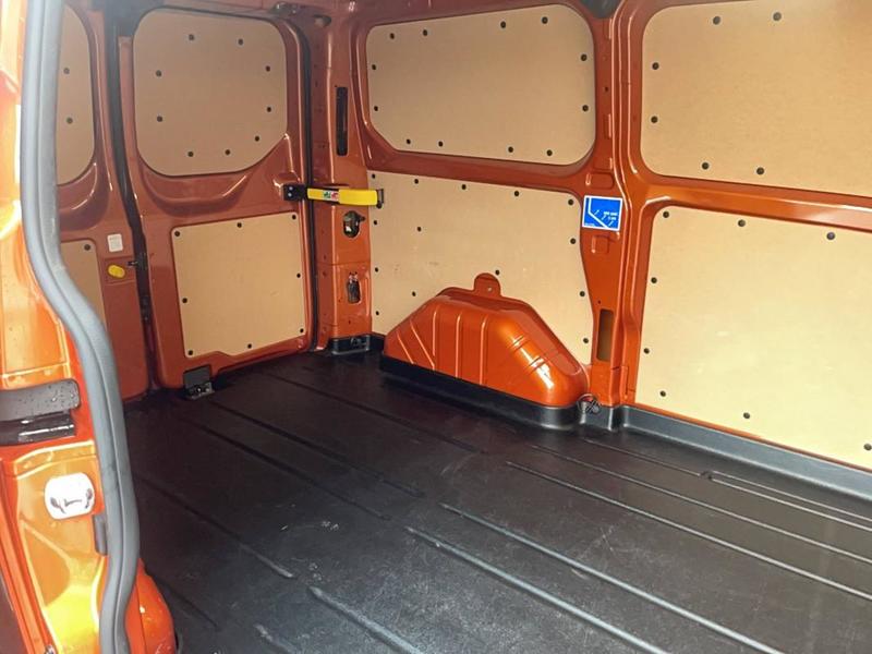 Ford Transit Custom Fourgon 290 L1h1 2.0 Ecoblue 170 Bva Sport