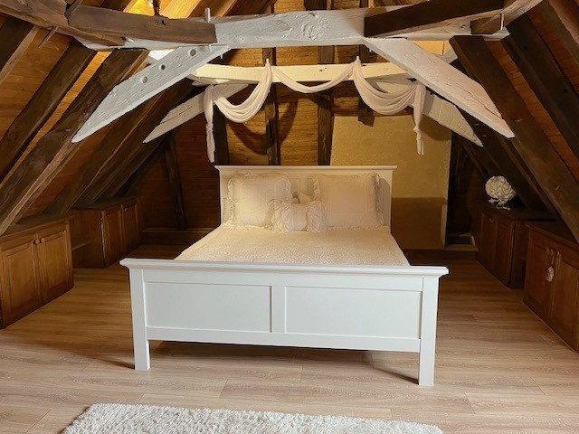 Maison traditionnelle - 330 m² - 10 pièces