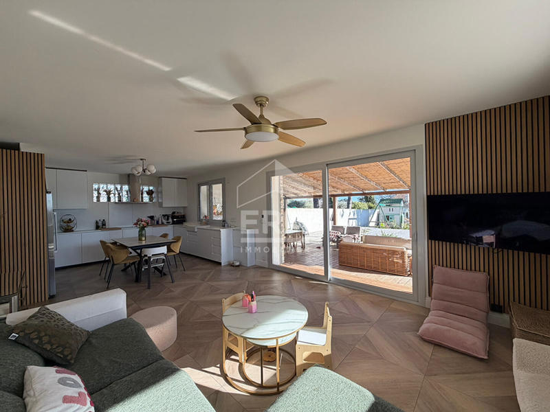 Appartement - 170 m² - 5 pièces