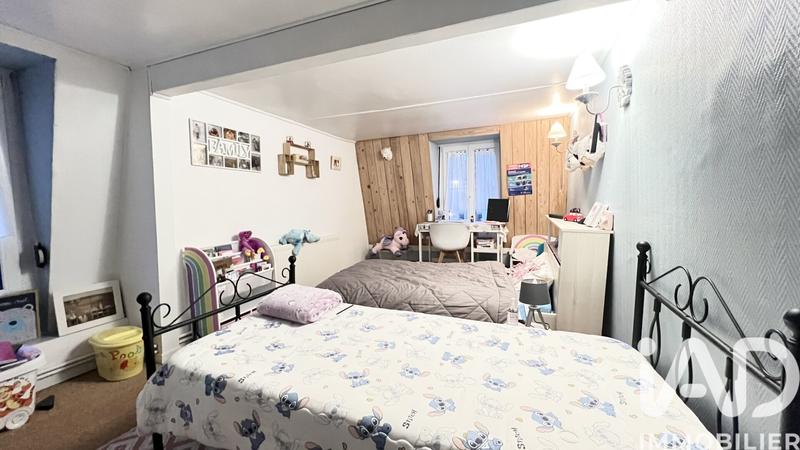 Maison de village - 318 m² - 7 pièces