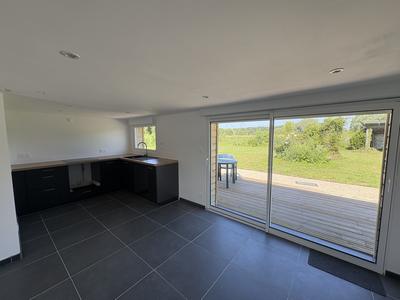 Maison - 100 m² - 4 pièces