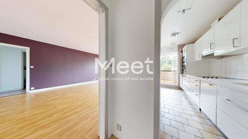 Appartement - 99 m² - 4 pièces