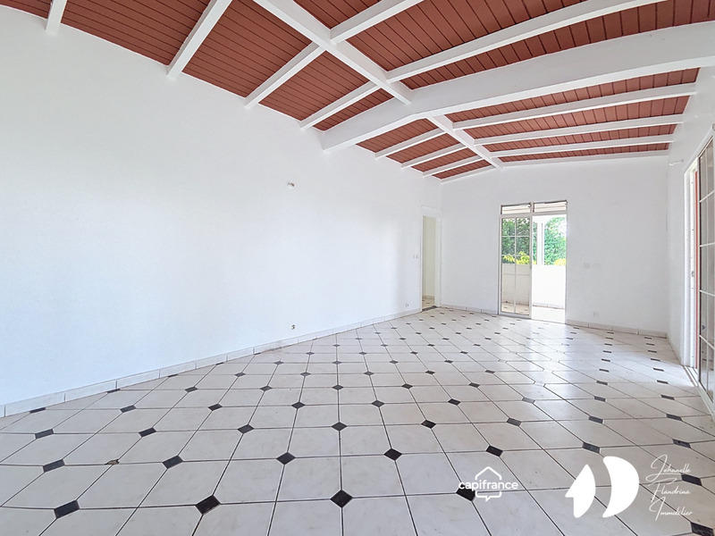 Appartement - 94 m² - 3 pièces