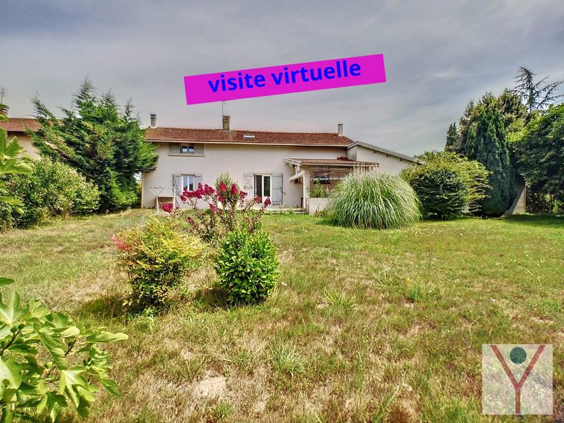 Maison traditionnelle - 148 m² - 6 pièces