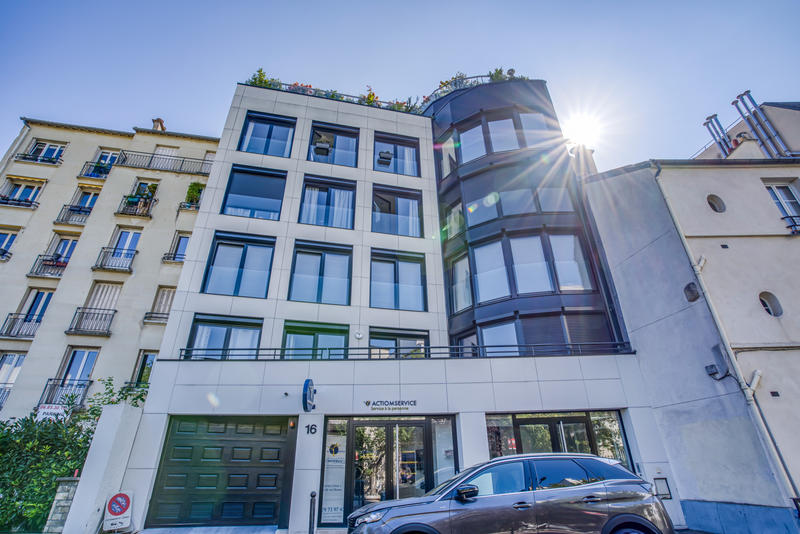 Appartement - 140 m² - 5 pièces