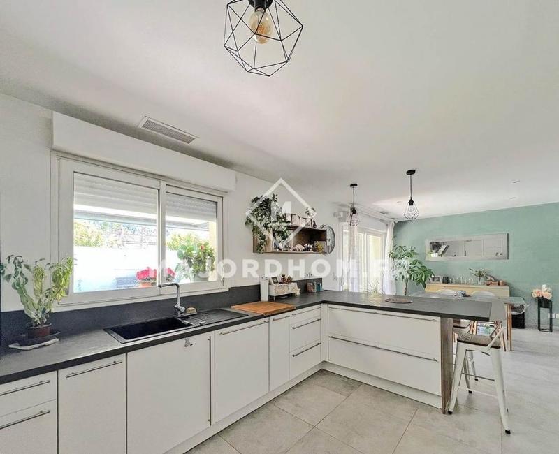 Maison - 128 m² - 4 pièces