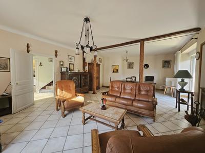 Maison de maîtres - 230 m² - 8 pièces