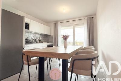 Appartement - 60 m² - 3 pièces