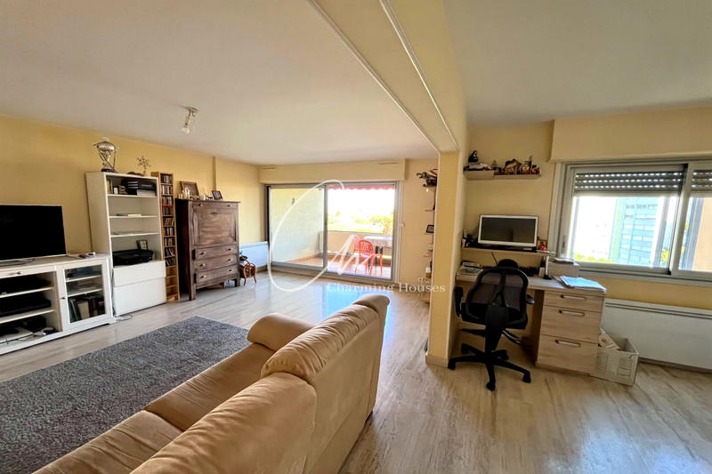 Appartement - 94 m² - 4 pièces