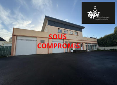 Maison - 230 m² - 10 pièces