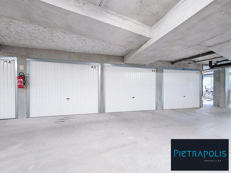 Appartement - 84 m² - 5 pièces