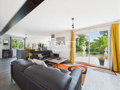 Maison - 180 m² - 6 pièces