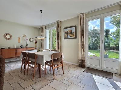 Maison - 140 m² - 6 pièces