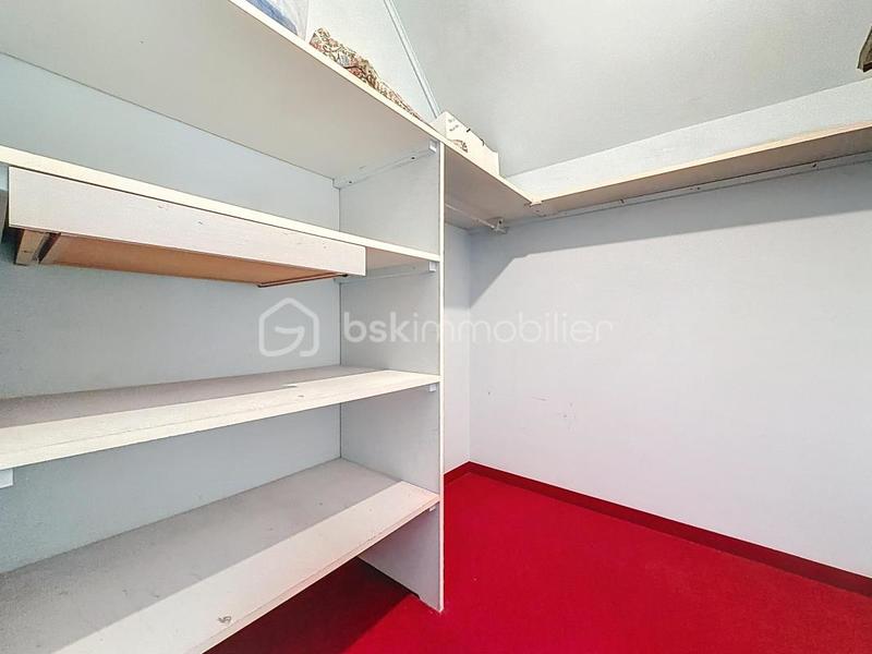 Maison - 99 m² - 4 pièces