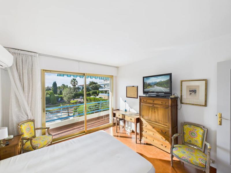 Appartement - 96 m² - 4 pièces