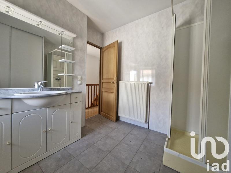 Maison - 195 m² - 7 pièces