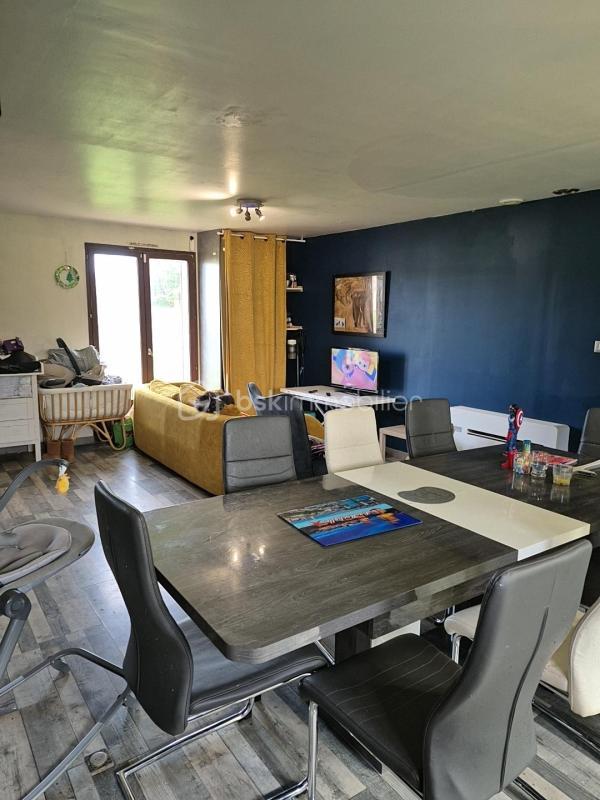 Maison traditionnelle - 110 m² - 7 pièces