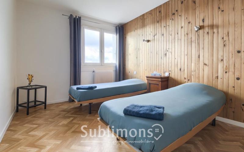 Appartement - 75 m² - 4 pièces