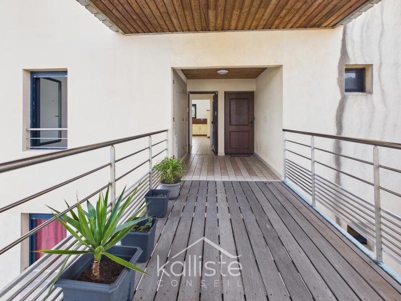 Appartement - 71 m² - 3 pièces