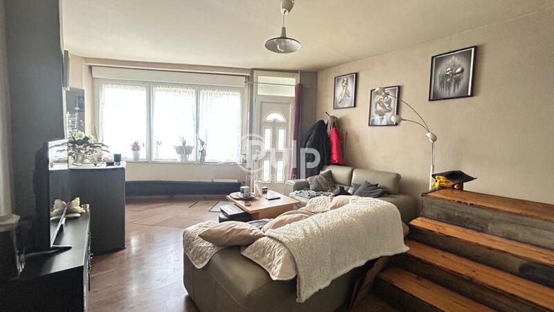 Maison - 150 m² - 7 pièces