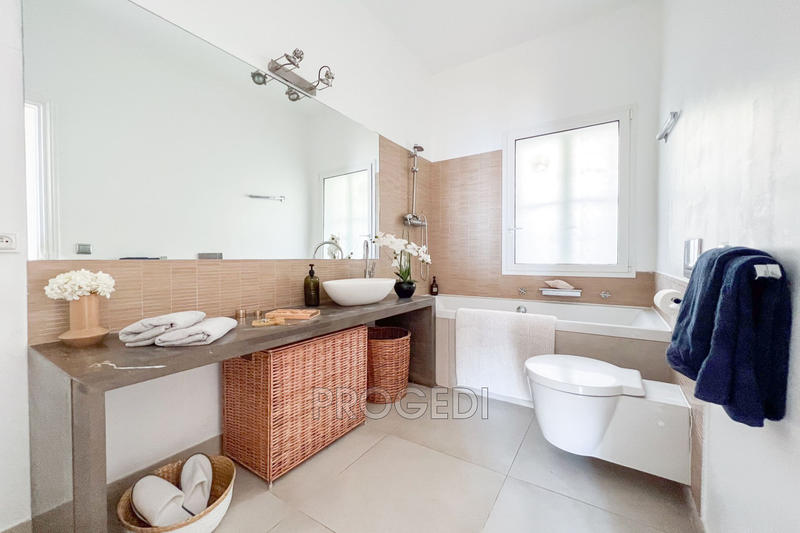 Appartement - 103 m² - 3 pièces