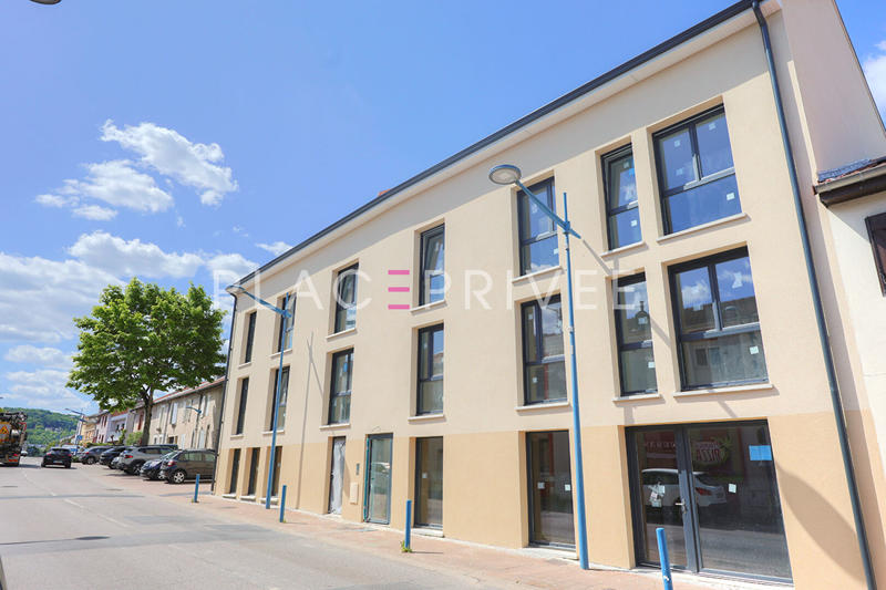 Appartement - 80 m² - 3 pièces