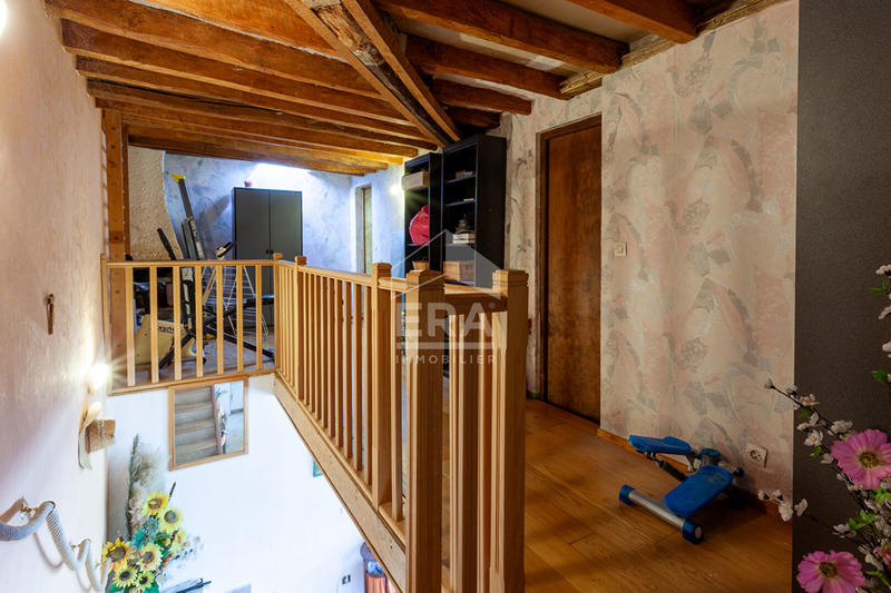 Maison - 176 m² - 7 pièces