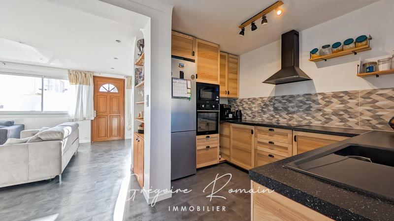 Maison - 88 m² - 5 pièces