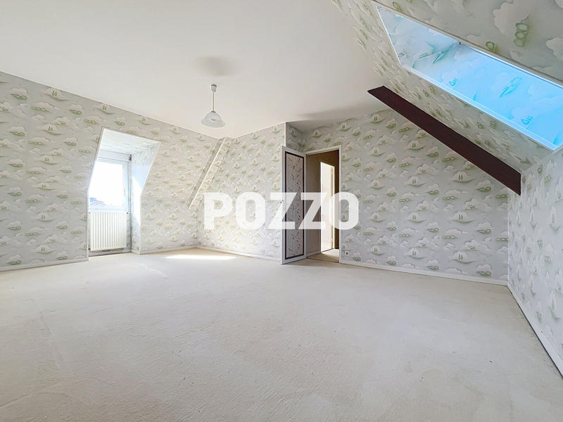Maison - 147 m² - 6 pièces