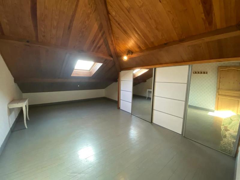 Maison - 200 m² - 7 pièces