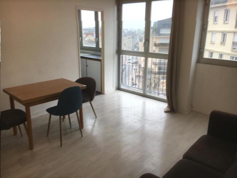 Chambre - 28 m² - 1 pièce