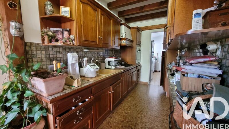 Maison - 151 m² - 8 pièces