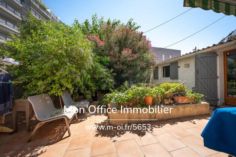 Immeuble - 160 m² - 6 pièces