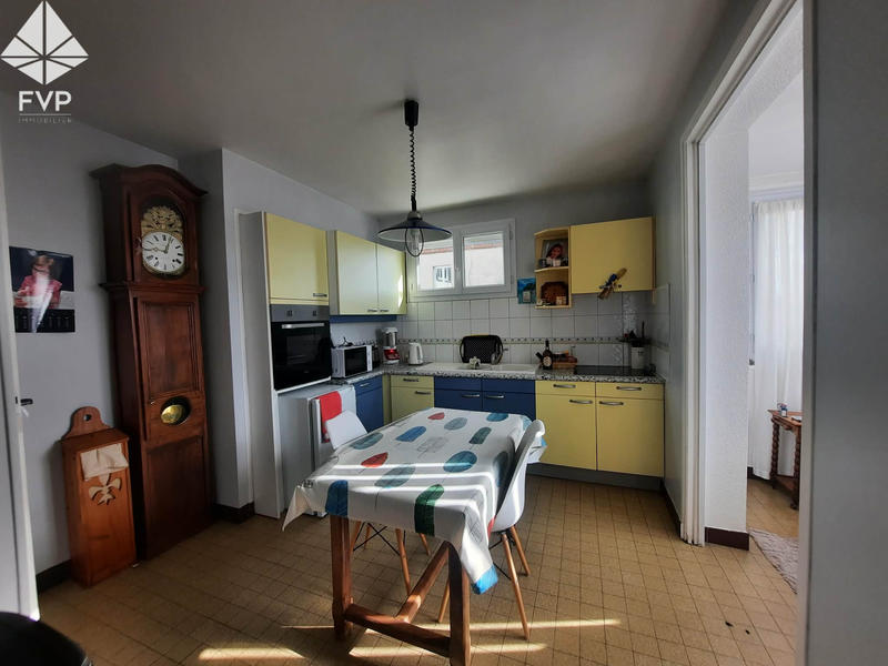 Maison - 90 m² - 6 pièces